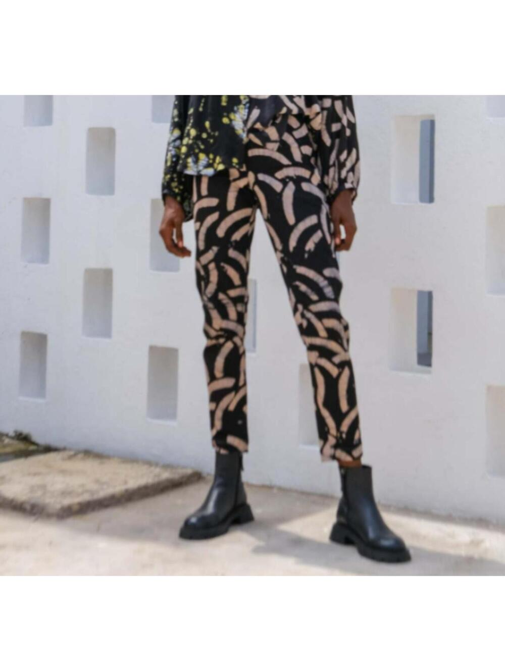 Osei Duro Vitta 'Cigarette' Trousers Black/Tan Batik Cantaloop Pattern Rare - XS